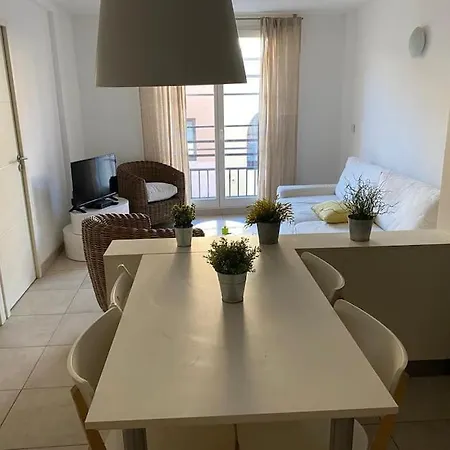 Climatise 50m2 Centre Du Village Apartment
